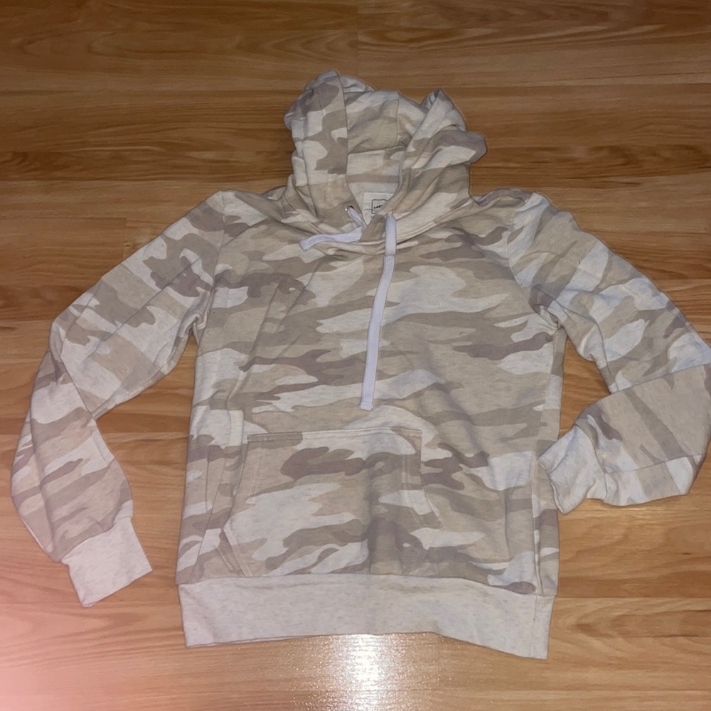 Reflex tan camo hoodie.